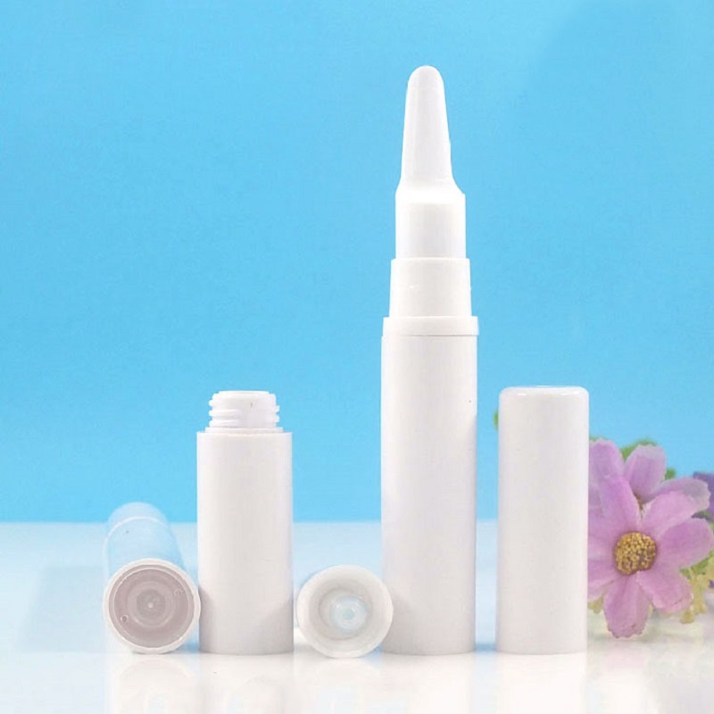 Flacone airless in plastica bi - Essence Serum Toner recensione e prezzo